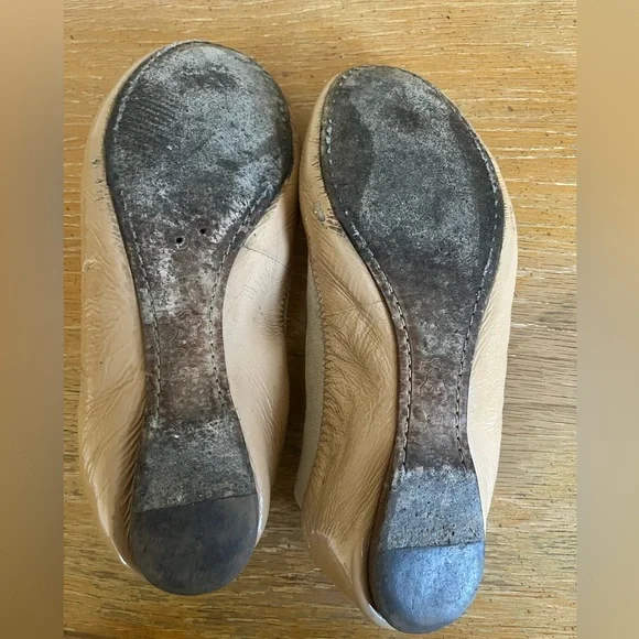 Tory Burch Flats women’s size 6 - Picture 2 of 4